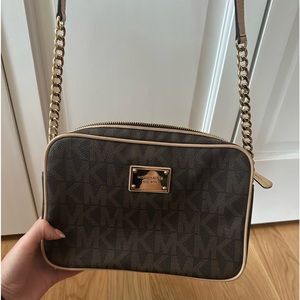 Michael Kors Crossbody Bag